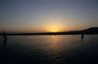 Le Nil 2 (coucher du soleil) Egypte