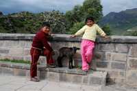 Peru - Playing chlidren