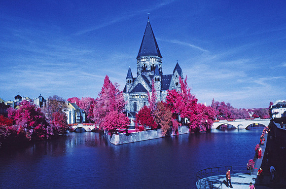 Infrared_film_Visible_and_IR_lights_006